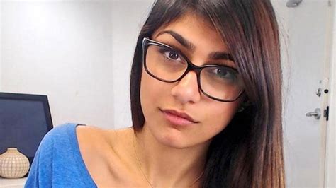 Vídeos pornôs com Mia Khalifa Tits 